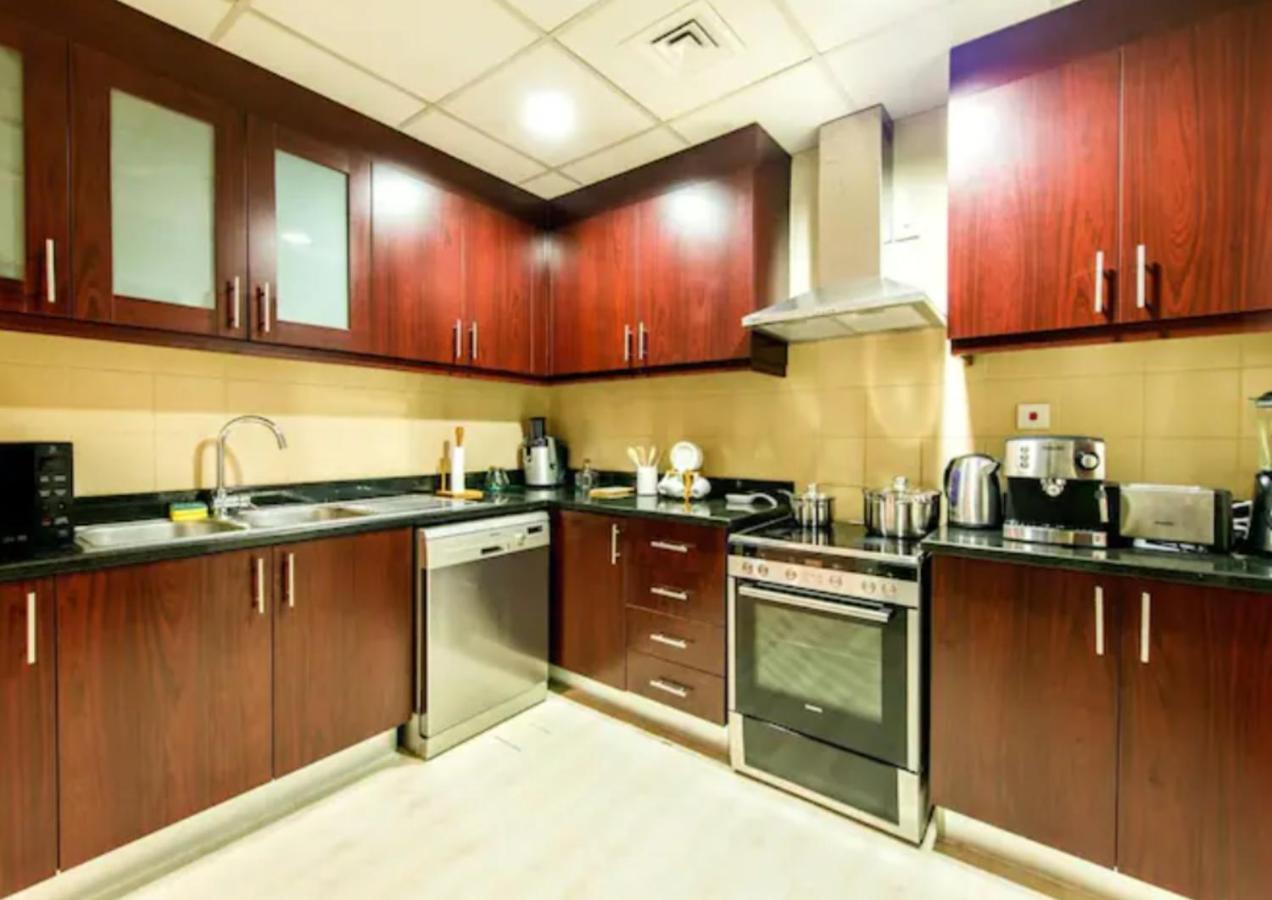 Ultra Luxury Jbr Duplex Penthouse - Free 5 Star Beach Access Dubai Buitenkant foto